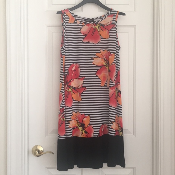 HP🔥 RN Studio Women’s Dress M Sleeveless Floral Bright Tropical Black Border - Picture 11 of 11